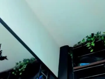 -Miray- – webcam model profile photo Image 9