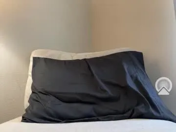 waveofcats – webcam model profile photo Image 7