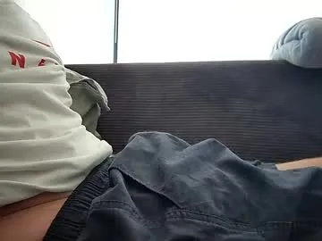 Adelaida1001 – webcam model profile photo Image 2