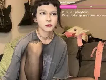 millemimi – webcam model profile photo Image 7