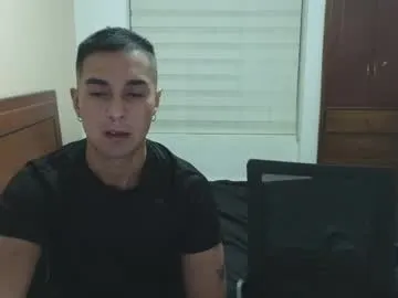 Adelaida1001 – webcam model profile photo Image 4