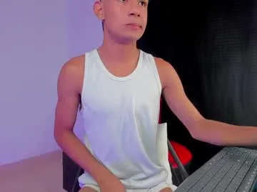 millemimi – webcam model profile photo Image 7