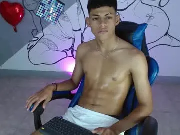 Blonde_sexy21 – webcam model profile photo Image 2