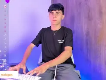 hungeddy – webcam model profile photo Image 13