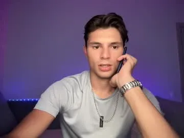 tyler_gus – webcam model profile photo Image 16