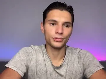 tyler_gus – webcam model profile photo Image 17