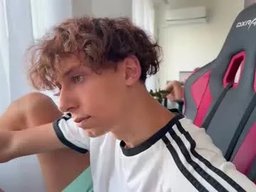 luna_tin – webcam model profile photo Image 17