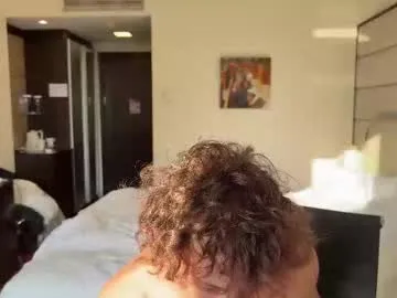 luna_tin – webcam model profile photo Image 3