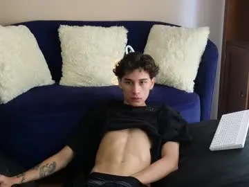 kingdanny_8 – webcam model profile photo Image 3