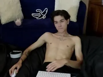 kingdanny_8 – webcam model profile photo Image 6