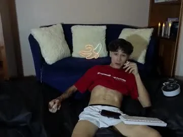 kingdanny_8 – webcam model profile photo Image 9