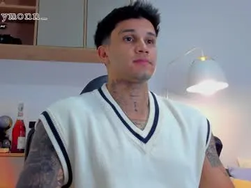 kpo10 – webcam model profile photo Image 5