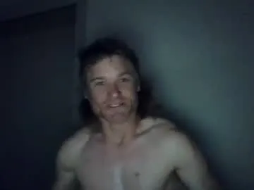 TOP_po – webcam model profile photo Image 10