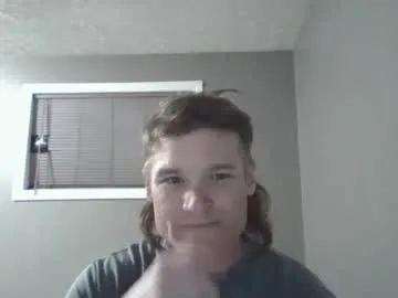 TOP_po – webcam model profile photo Image 2