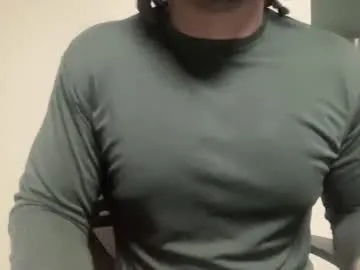 Rinamay_ – webcam model profile photo Image 3