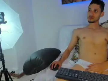 Suhu_love – webcam model profile photo Image 4