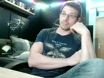 sigmasian – webcam model profile photo Image 8