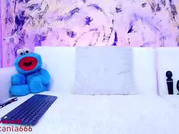 wolfan_sky – webcam model profile photo Image 19