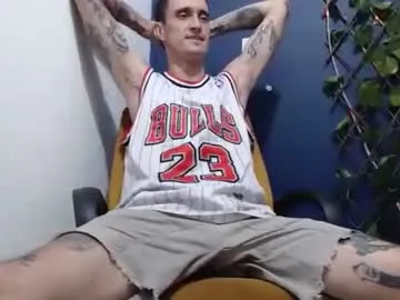 YoungSquad – webcam model profile photo Image 14