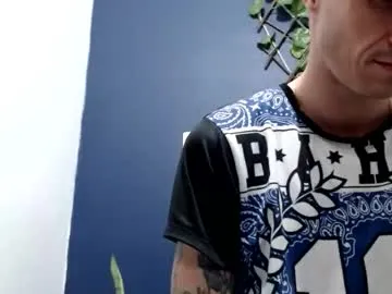 YoungSquad – webcam model profile photo Image 16