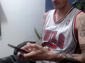 YoungSquad – webcam model profile photo Image 8