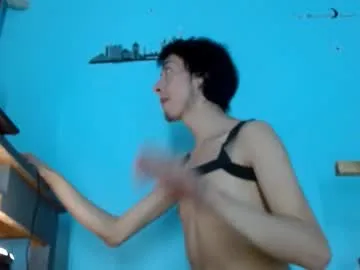 IORio2 – webcam model profile photo Image 10