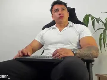 nicky_mart – webcam model profile photo Image 4