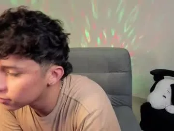 queeneliaa_ – webcam model profile photo Image 9