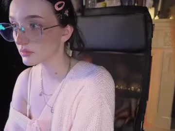 lilith_2025 – webcam model profile photo Image 3