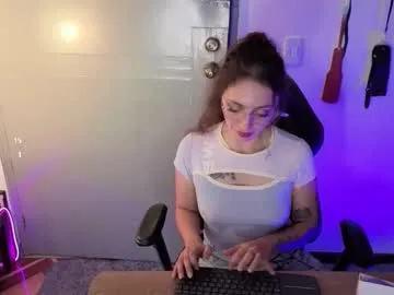 Hot-Haney77 – webcam model profile photo Image 5