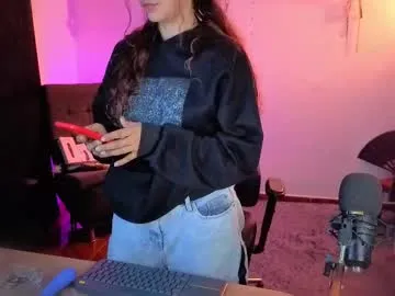 Hot-Haney77 – webcam model profile photo Image 6