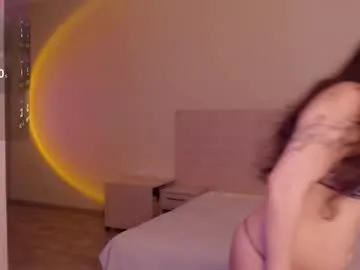 titsDestroy2007 – webcam model profile photo Image 12