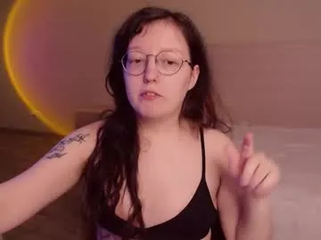 titsDestroy2007 – webcam model profile photo Image 16