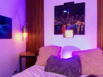 sigmasian – webcam model profile photo Image 3