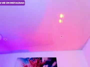 Prueberry – webcam model profile photo Image 17