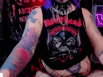 Bikergirl_97 – webcam model profile photo Image 16