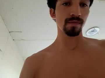 SunnyShiney – webcam model profile photo Image 2