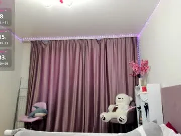 hina_porn – webcam model profile photo Image 2