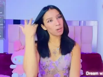 PinkyPai – webcam model profile photo Image 4