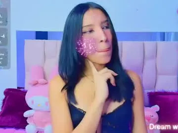 PinkyPai – webcam model profile photo Image 6