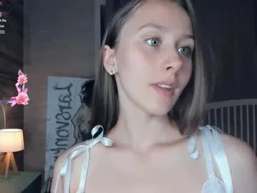 Prueberry – webcam model profile photo Image 6