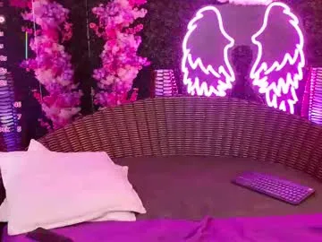 Prueberry – webcam model profile photo Image 7