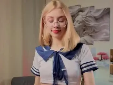 ameliaivory – webcam model profile photo Image 5