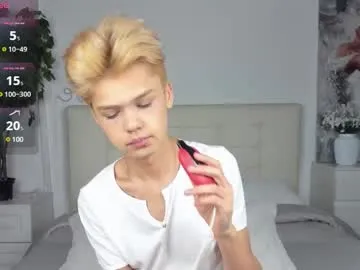 Donovan_Desmond – webcam model profile photo Image 4