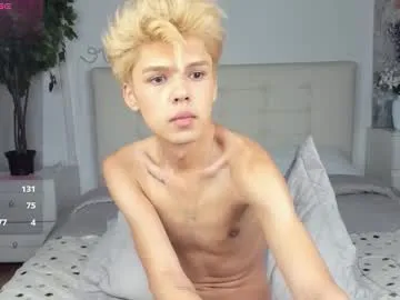 Donovan_Desmond – webcam model profile photo Image 5