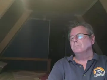 skylerflexes – webcam model profile photo Image 9