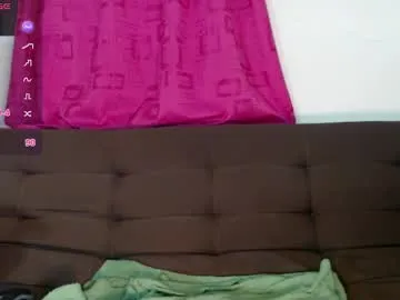 miabellee_ – webcam model profile photo Image 5