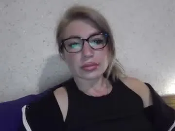 funny_to_see_you_here – webcam model profile photo Image 2