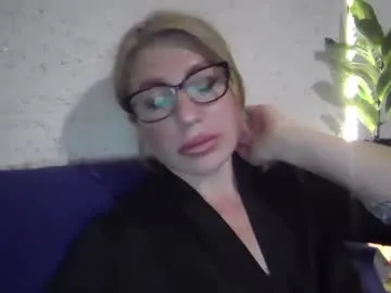 funny_to_see_you_here – webcam model profile photo Image 6