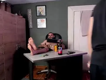 Lovebirdss – webcam model profile photo Image 10